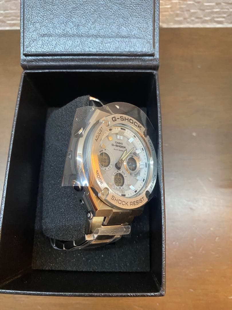 New G SHOCK GST W110D 7AJF Radio Solar