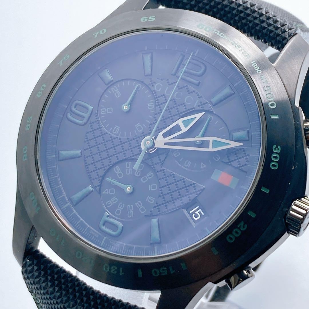 804 Gucci G Timeless Chronograph 126.2 Round Wristwatch