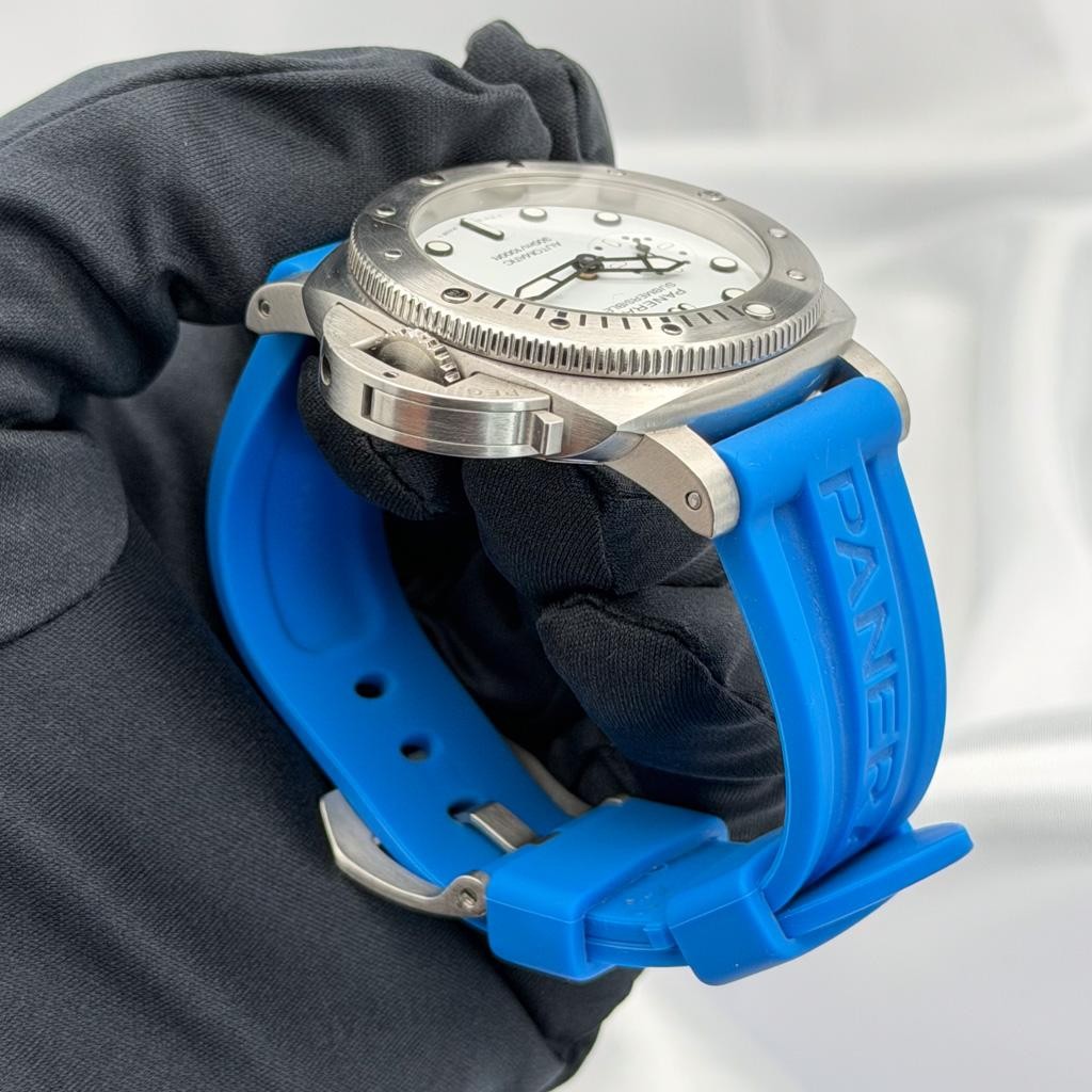 Panerai Luminor Submersible 1950 Bianco PAM02223 42mm 3 Days Steel Box & Papers
