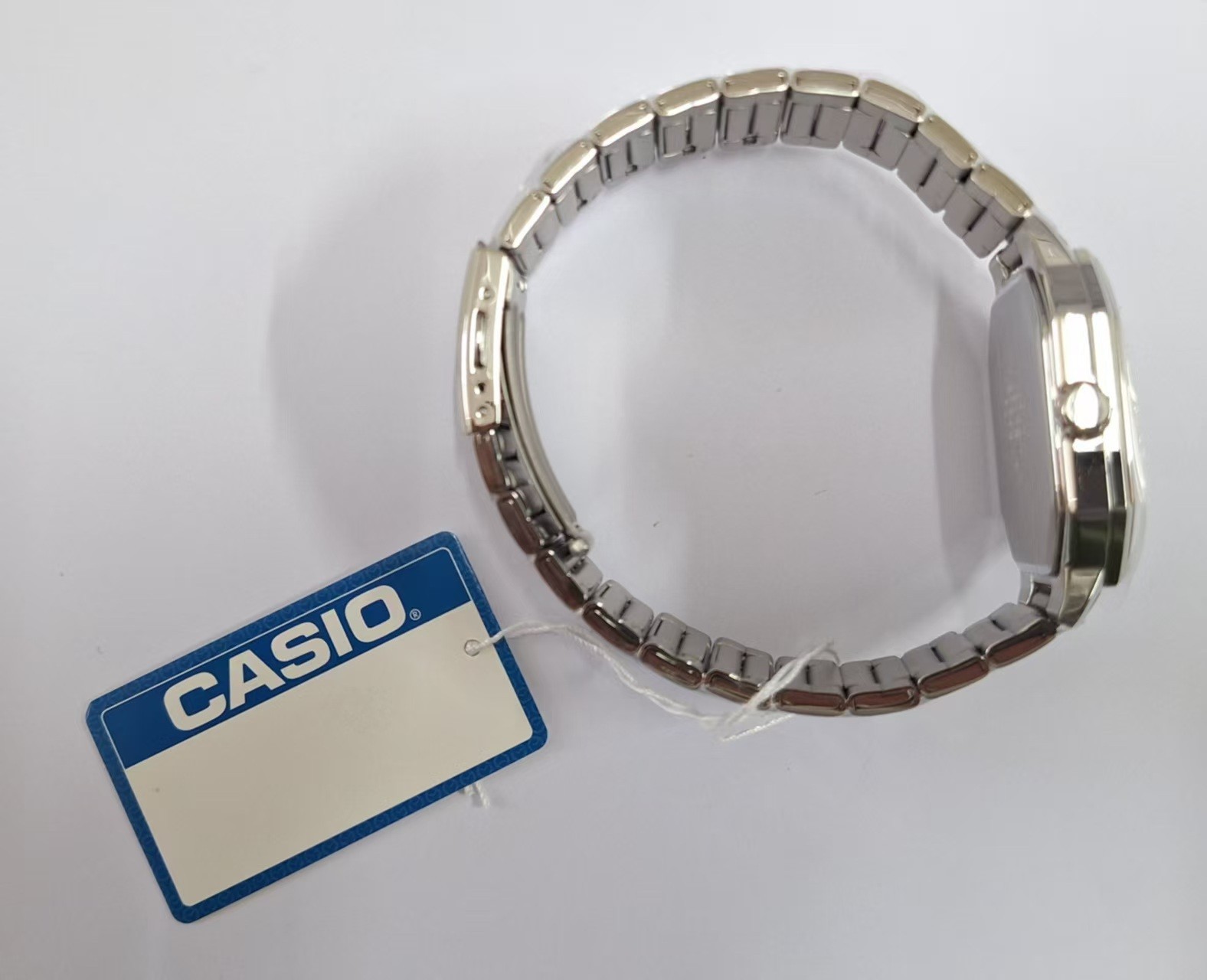 New CASIO MTP‑B195 Series MTP-B195D-3AV Green Dial Analog 38 mm Men’s Watch