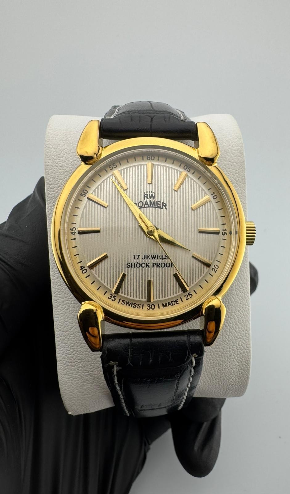 Rare Vintage Roamer ST96 Mechanical Men’s Watch – Mint