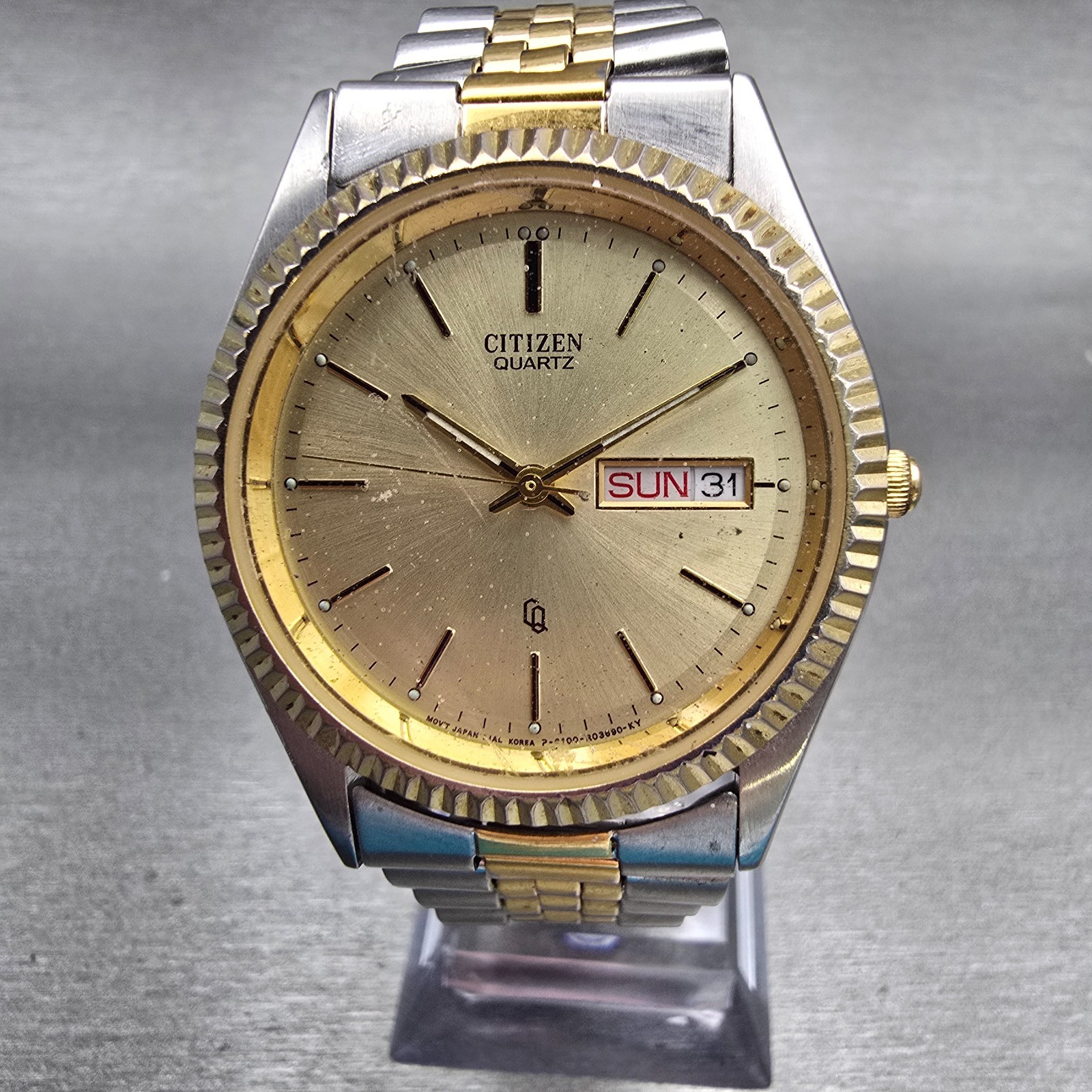 Citizen CQ Watch Men 34mm Champagne Dial Two Tone Daydate 6100-R00405 New Batt