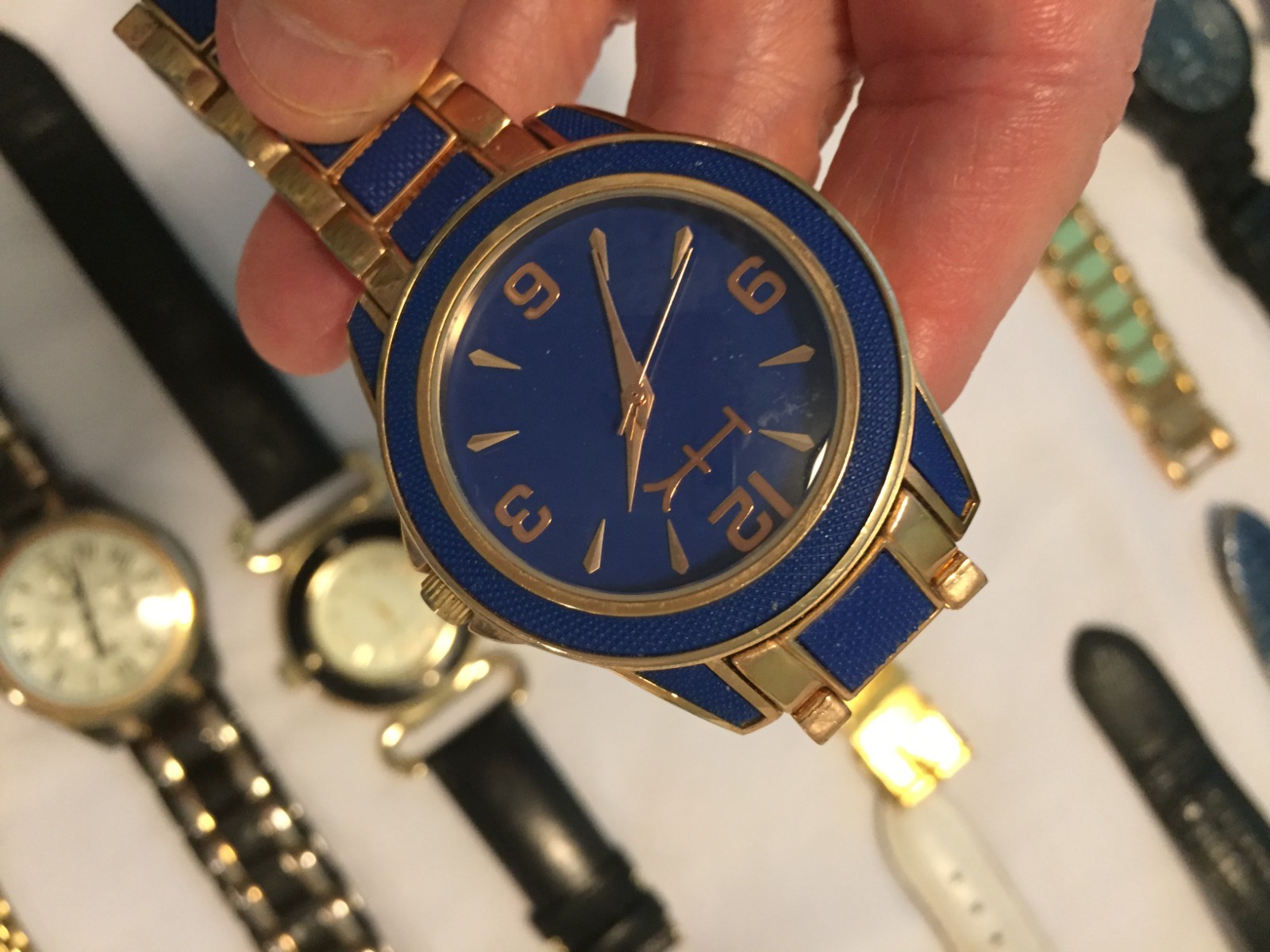 Women’s Watches Various Brands Untested Lot Of 18 Joan Rivers, Adrienne, Gossip