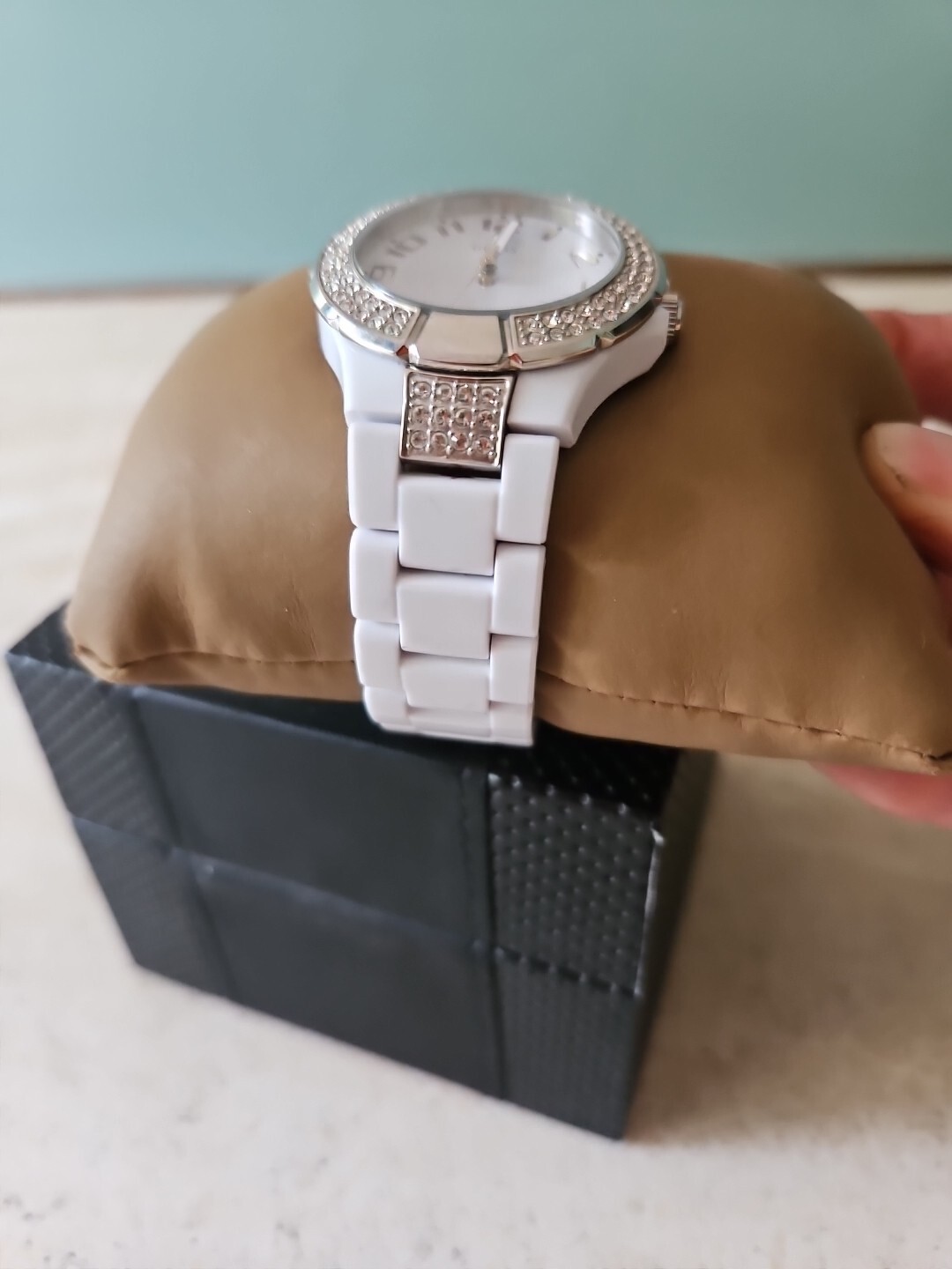 Women’s White Dial With Crystal Rhinestones Polycarbonate W/Original Box