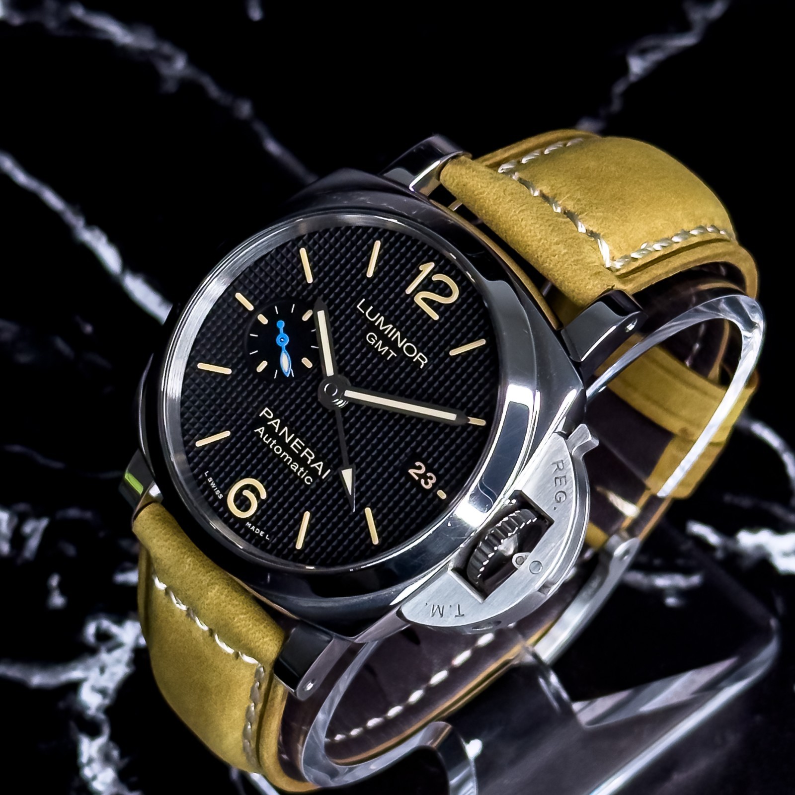 Panerai Luminor 1950 GMT 42mm Steel Hobnail Dial PAM01535 – PAM 1535 – B & P