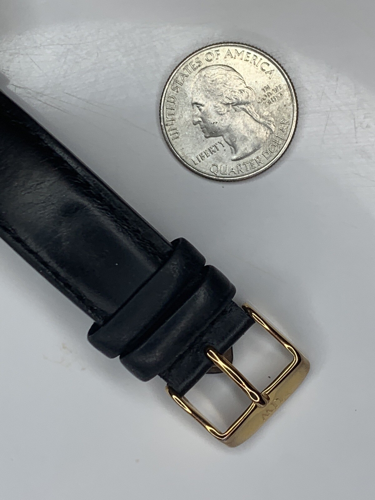 Daniel Wellington Classic Sheffield B36R13 Classic Sterling Women Watch Used
