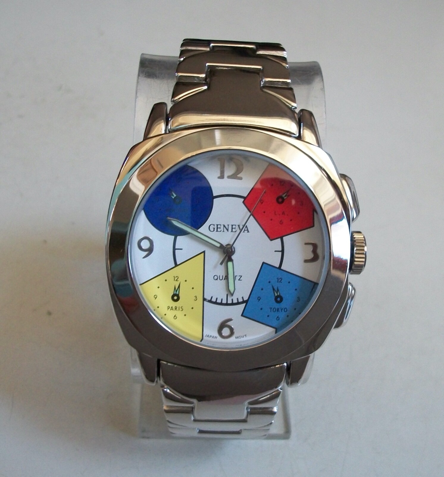 Men’s Silver finish burgundy, silver, black,whiite dial fashion hip hop watch