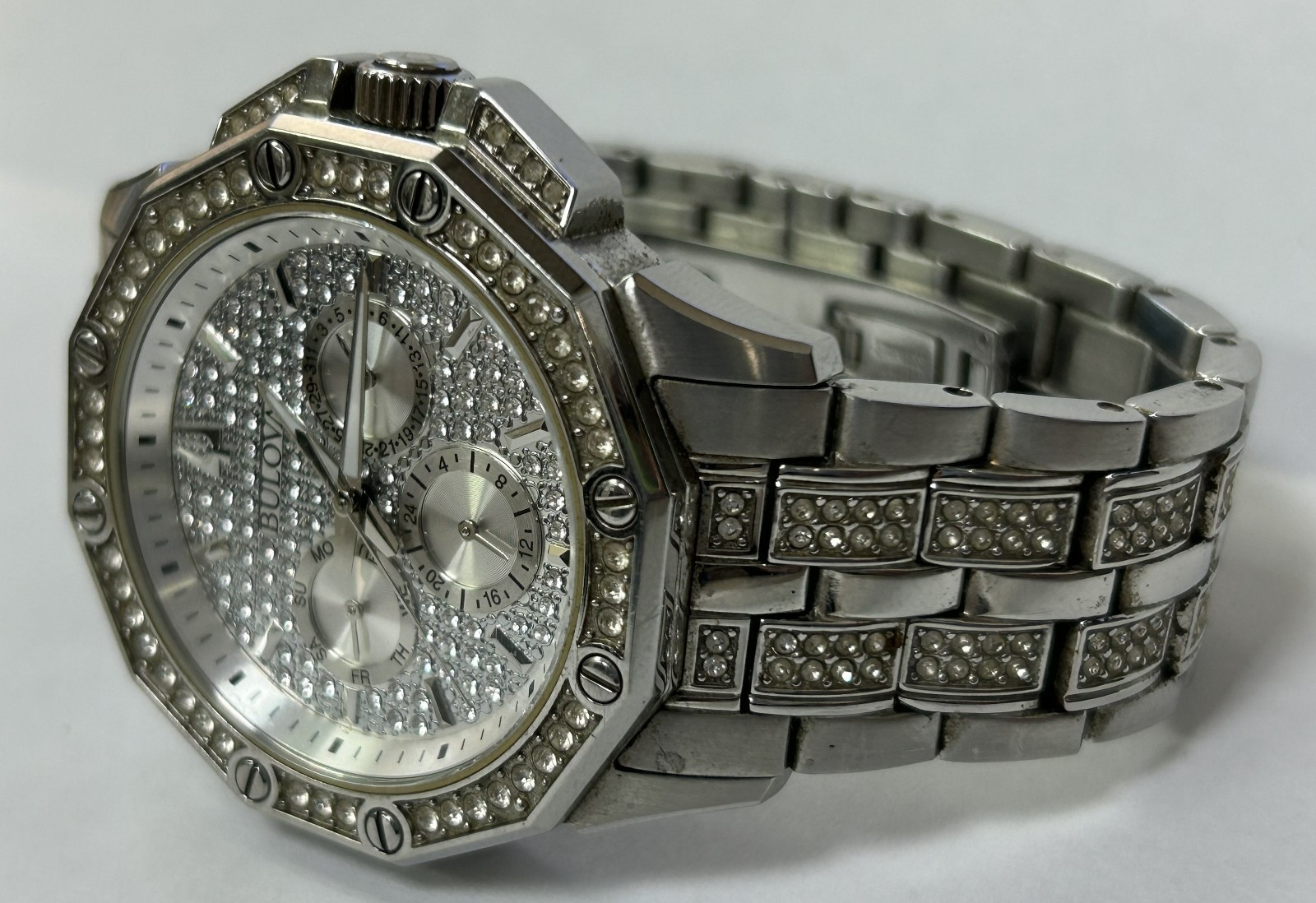 (MA6) Bulova Octava Gem Set Calendar Quartz Wrist Watch Ref 96C134