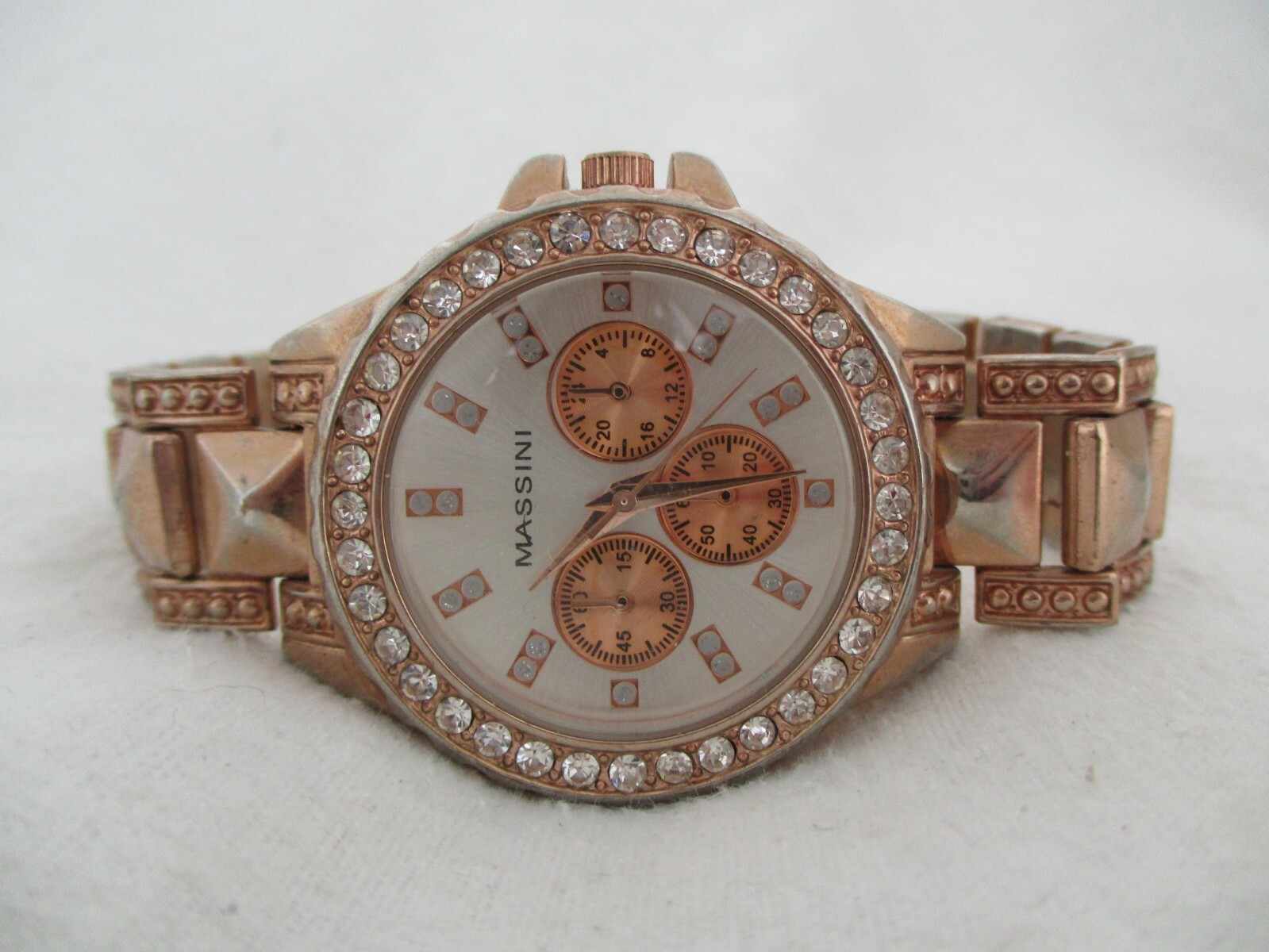 Massini Analog Wristwatch