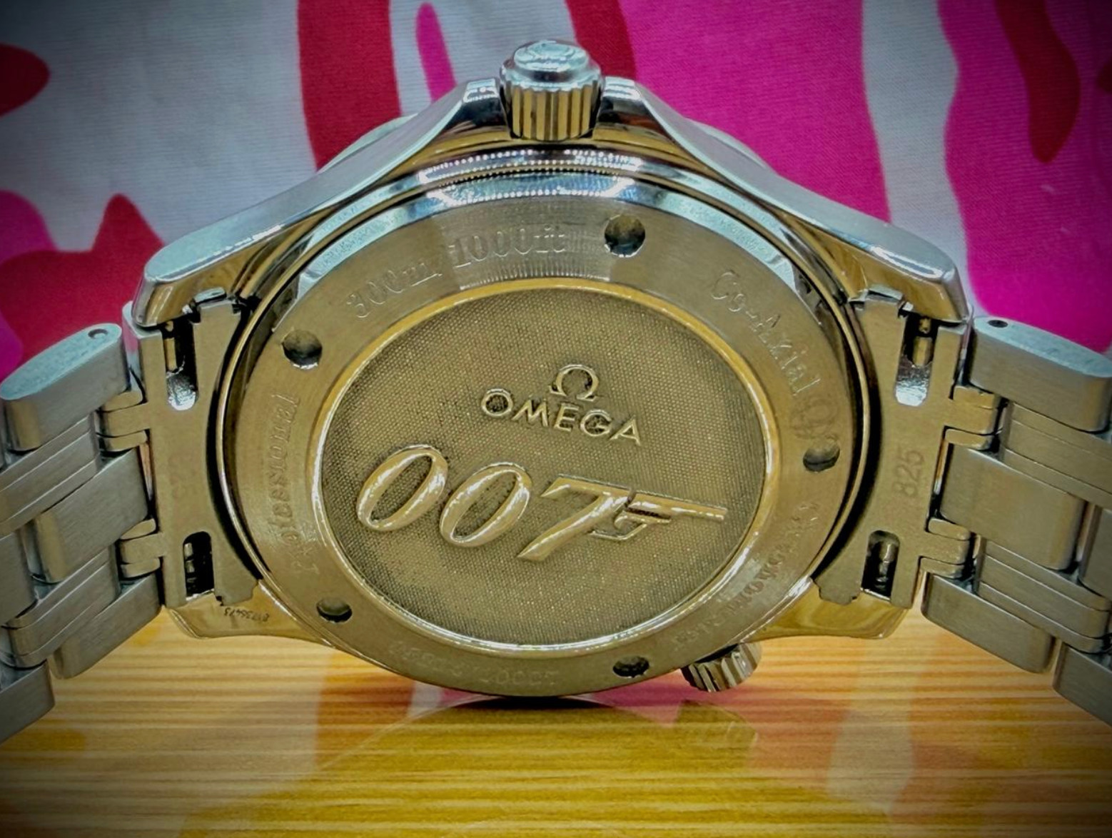 OMEGA Seamaster 2226.80 James Bond Casino Royale Limited Edition 007