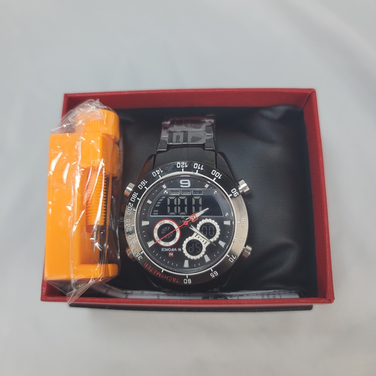 Naviforce NF9188 Mens Analog Digital Chronograph Watch Steel Bracelet. New Batt.