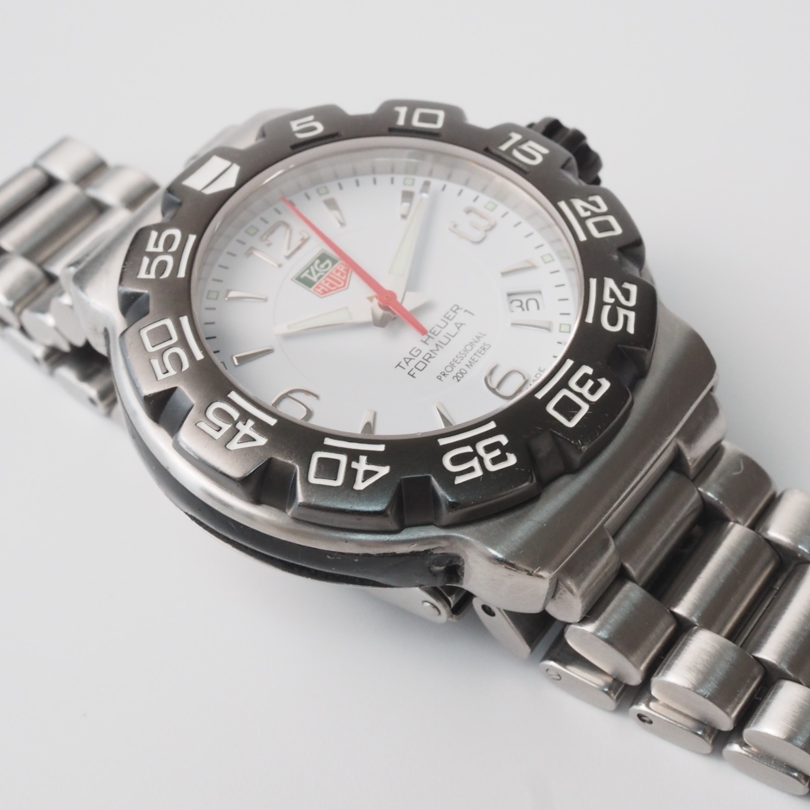 TAG Heuer Formula 1 WAC1111-0 Quartz White Dial 40mm Men’s