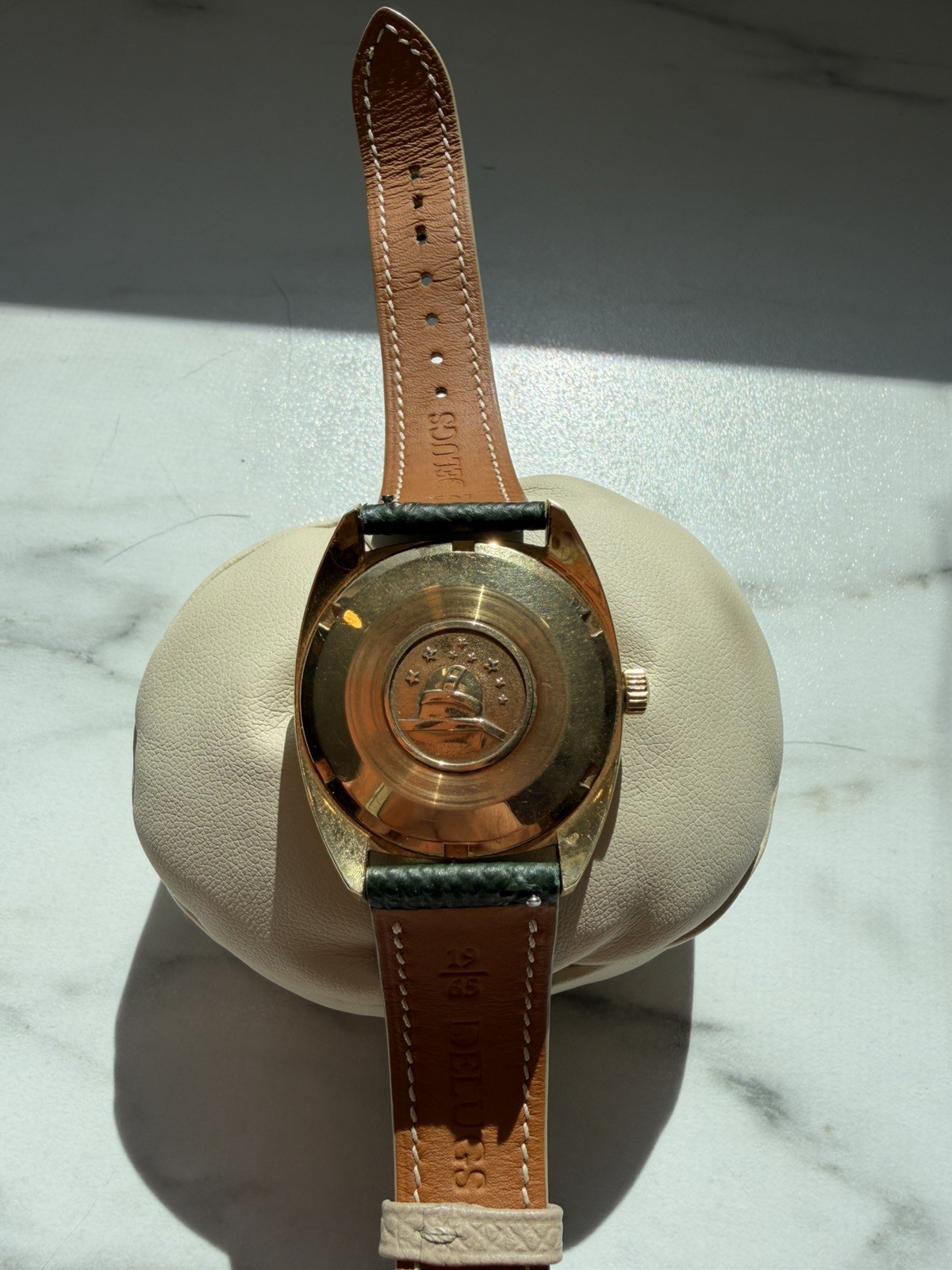 OMEGA Watch Vintage Constellation Linen Day Date 168.019 in Solid 18k YG