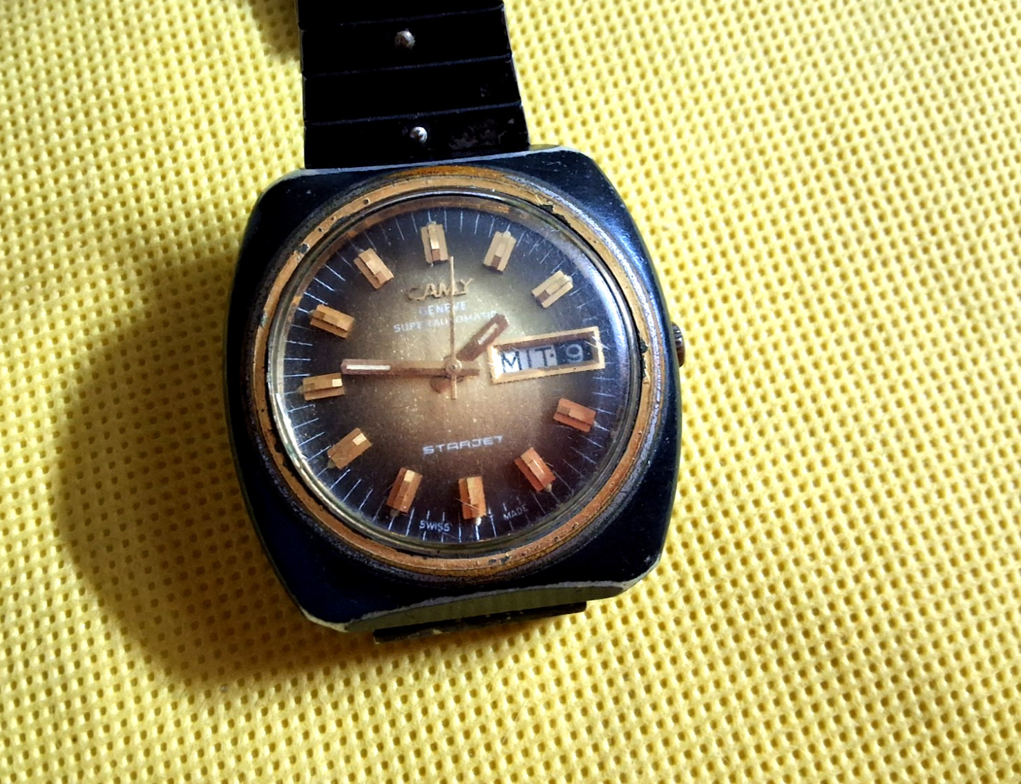 Vintage Camy Geneve Starjet Automatic 17 jewels Swiss Made Wrist Watch 40 mm.