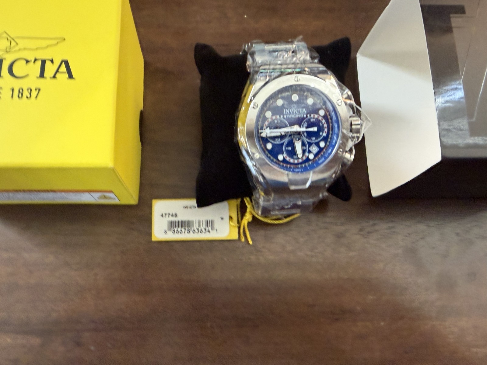 Invicta Racing 47745 Chronograph 45mm Blue Dial – NEW – Full Set – Wrapped
