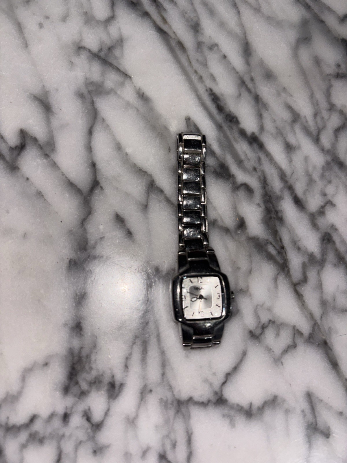 Mossimo Women’s Silver Tone Square Quartz Bracelet Watch Y2K Minimalist