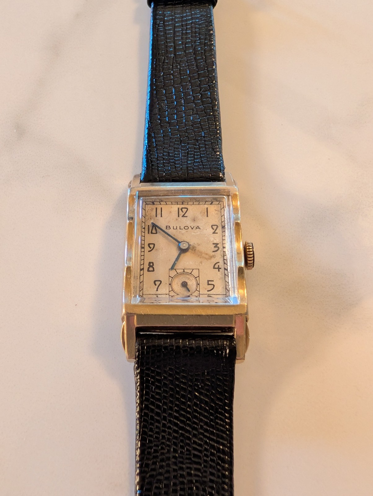 Bulova His Excellency Tank Manual 21j USA made Kreisler Lizard band Running 1948