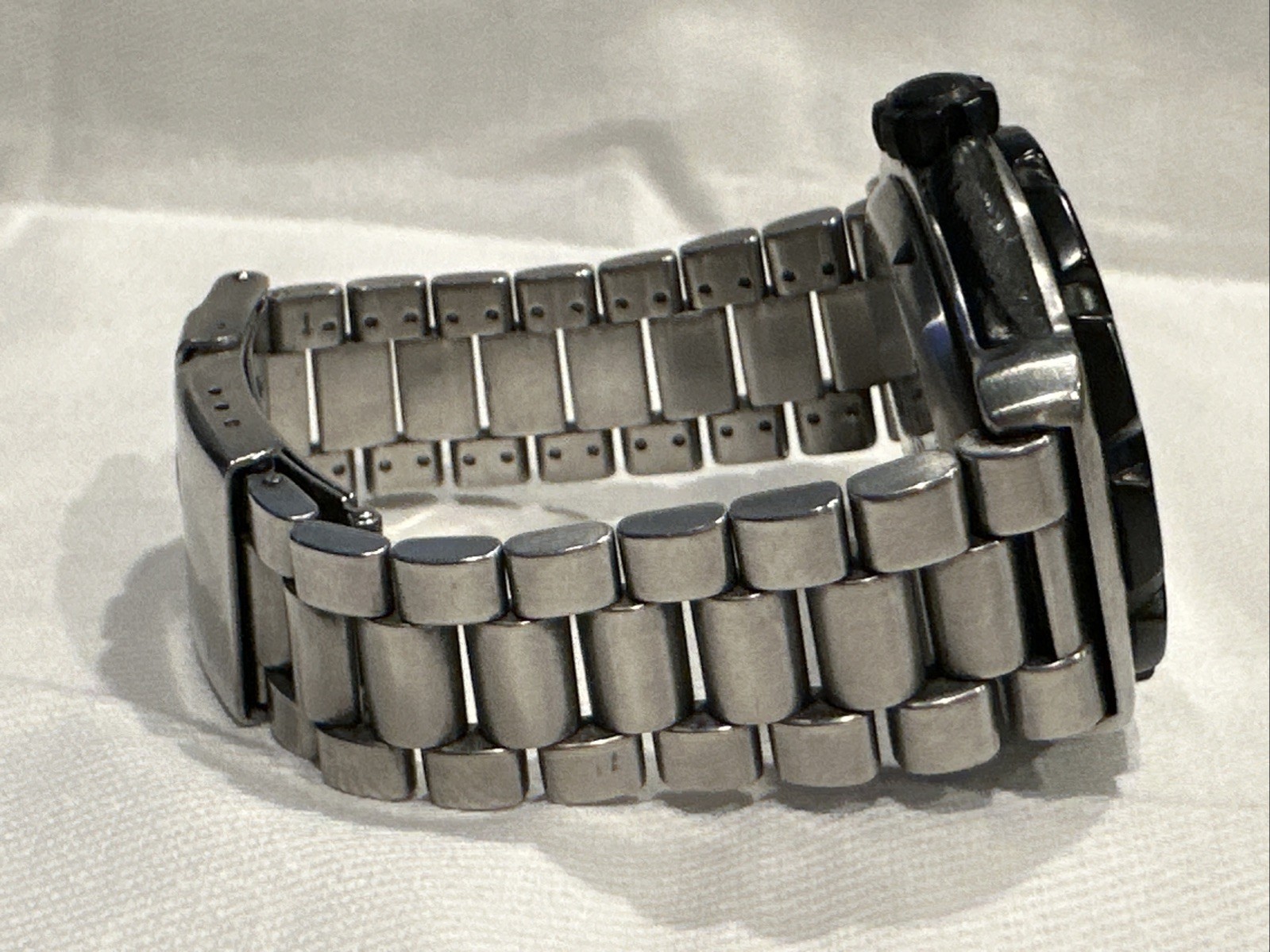 Tag Heuer Formula 1 WAH1110 Black Dial SS Quartz Watch w/ Travel Case