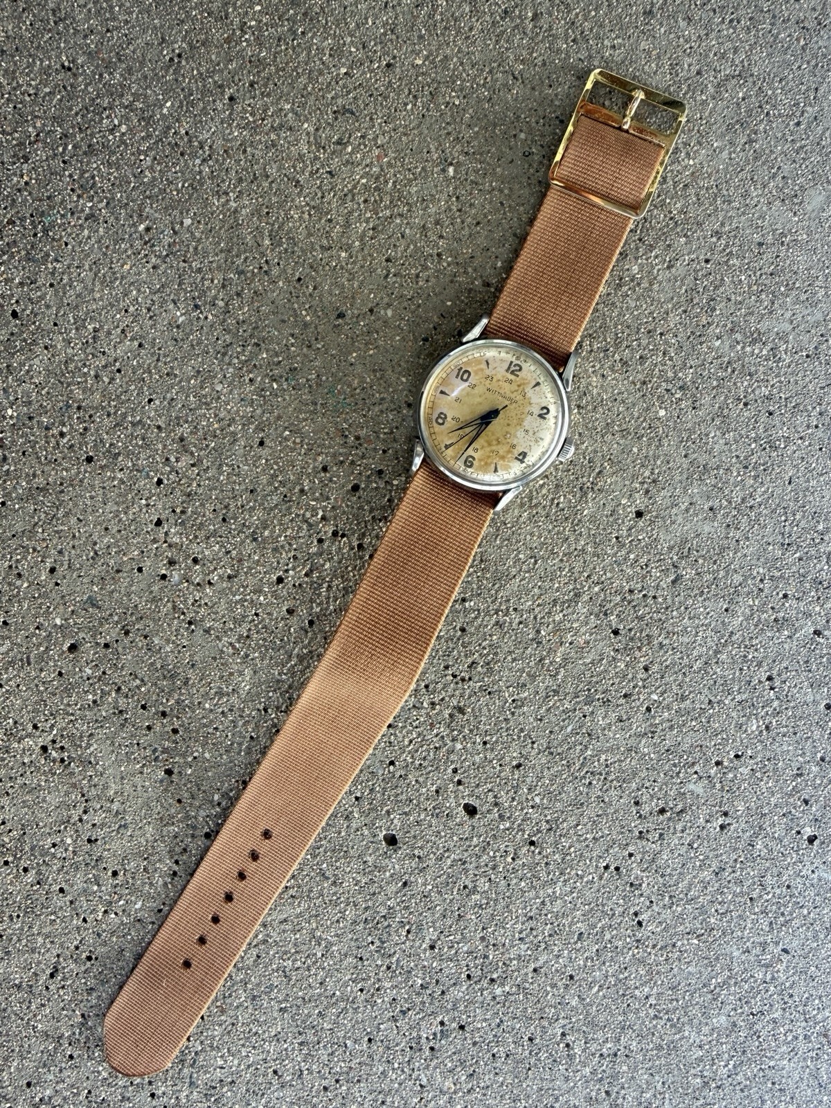 VINTAGE WITTNAUER MILITARY WATCH 11 ESB 17 JEWEL STAINLESS STEEL 24 HR DIAL