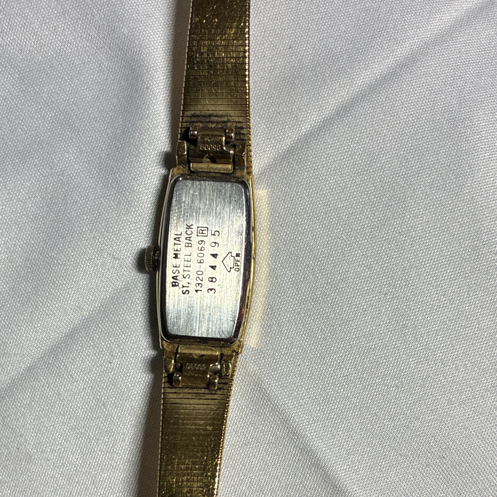 Vintage 1983 Seiko 1320-6069 Gold Quartz Tank Watch Rare JumpSet Electronic RUNS