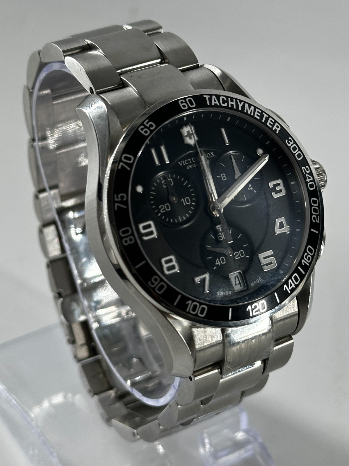 Victorinox Swiss Army Chrono Classic (241494) Size 7.5