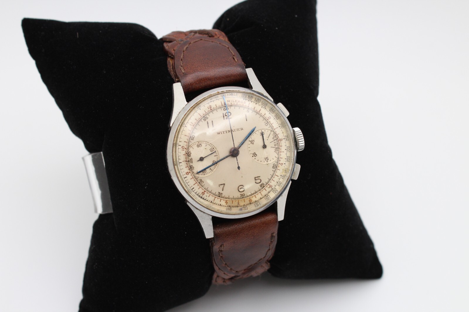 Longines Wittnauer 32mm Pilot’s Chronograph 2 Register Vintage 1940s WWII Era