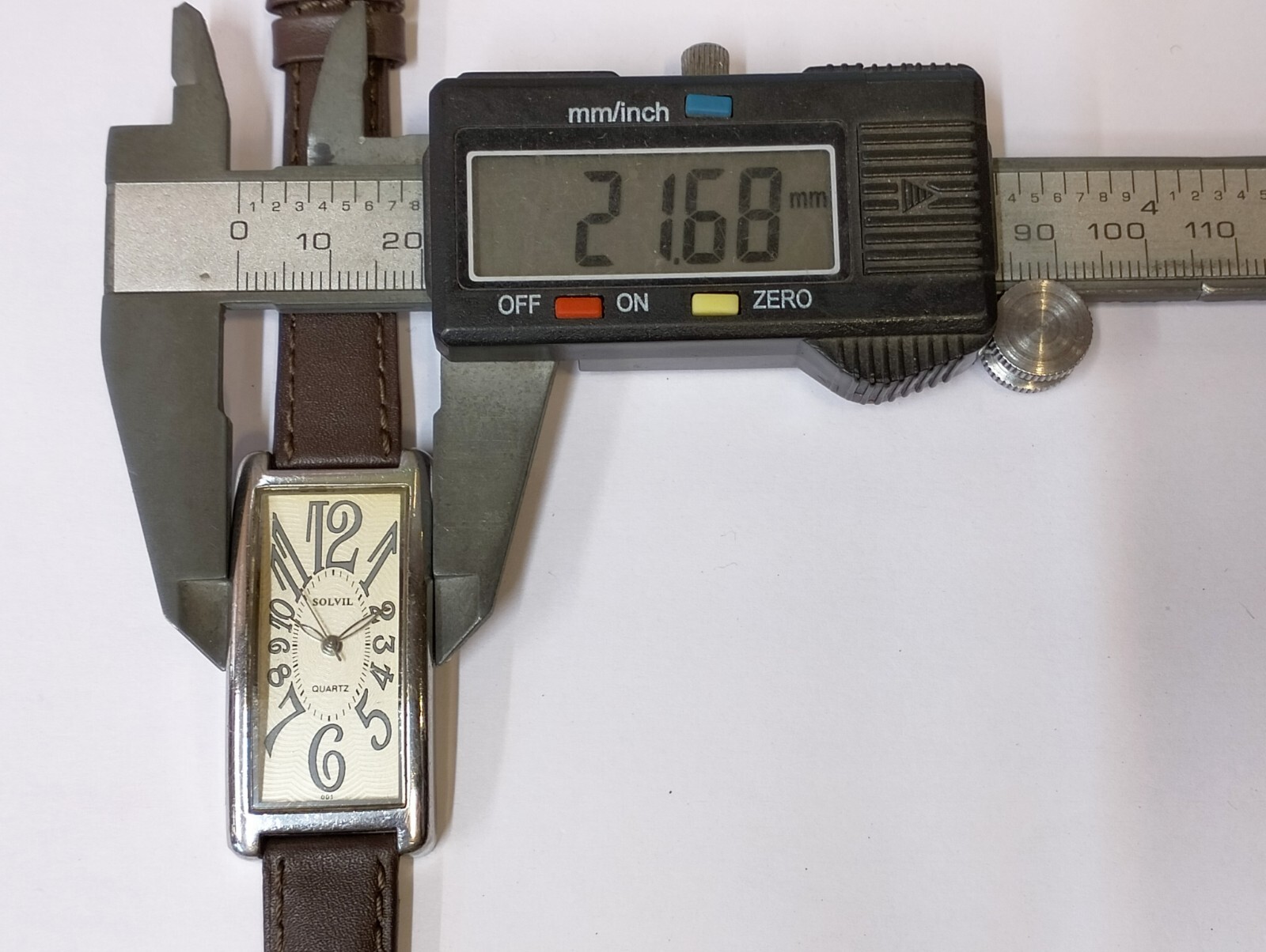SOLVIL QUARTZ TEXTURED WHT DIAL 48-0022 JAPAN UNISEX ADULTS FULL WORKING VINTAGE