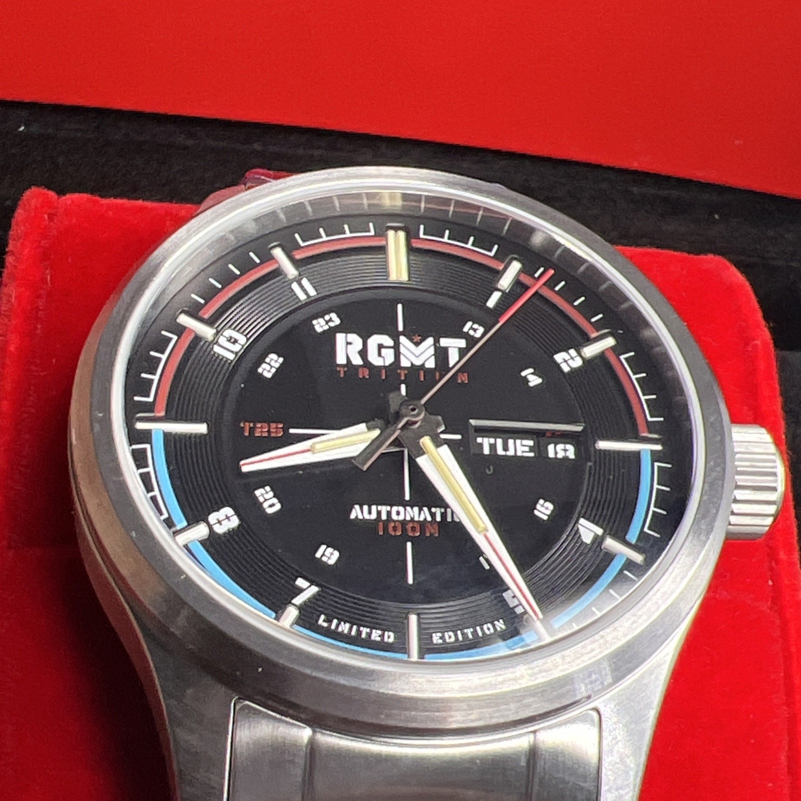 40mm Steel RGMT Tactician Tritium Automatic Limited Ed Date Watch w/ Box Papers