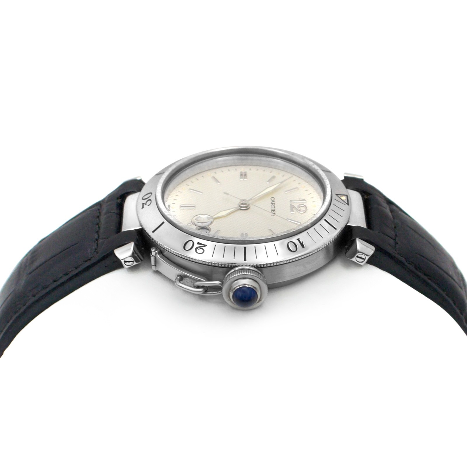 Cartier Pasha 1040 Auto 38m Ivory Dial Stick Date Black Leather Band Steel Watch