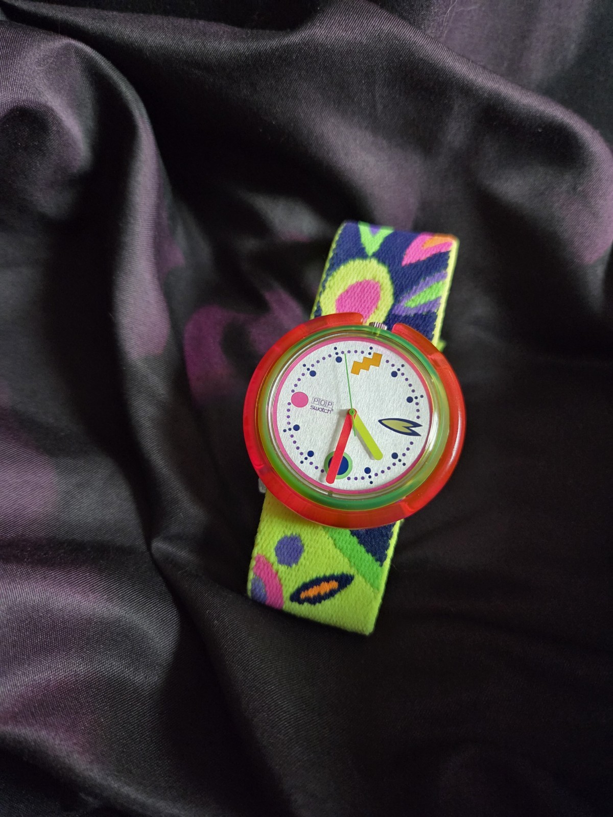 Vintage Pop Swatch Micro Garden 1992 Vintage Wristwatch New Swiss Battery PWJ103