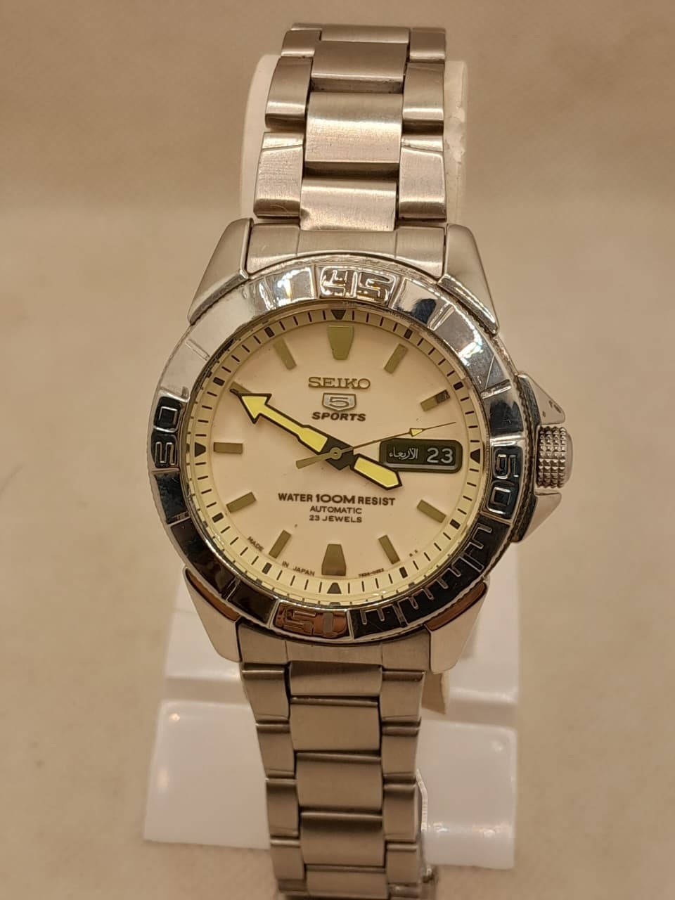 Seiko 5 Sports Automatic 23 Jewels Cream Dial Men’s Stainless Steel Watch