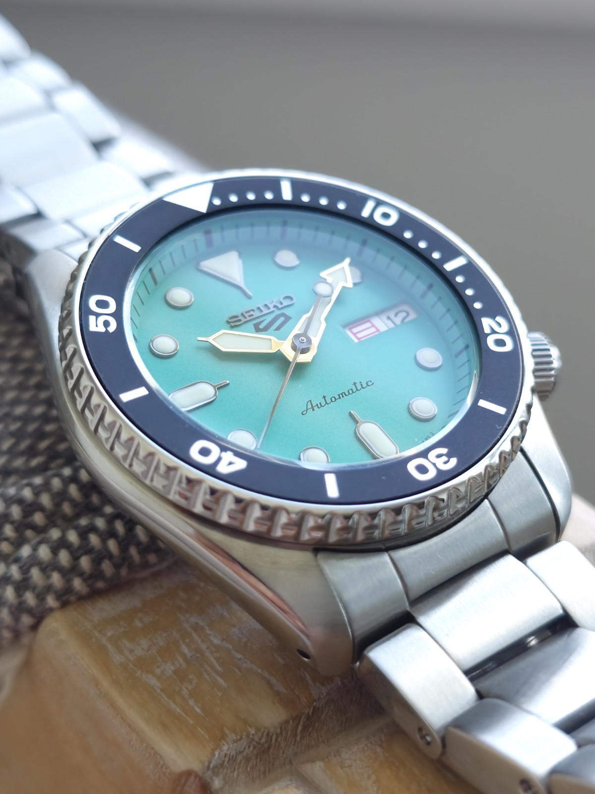 Seiko 5 Sports JDM SBSA229 Stainless Steel Turquoise/Mint Dial 38mm – US Seller