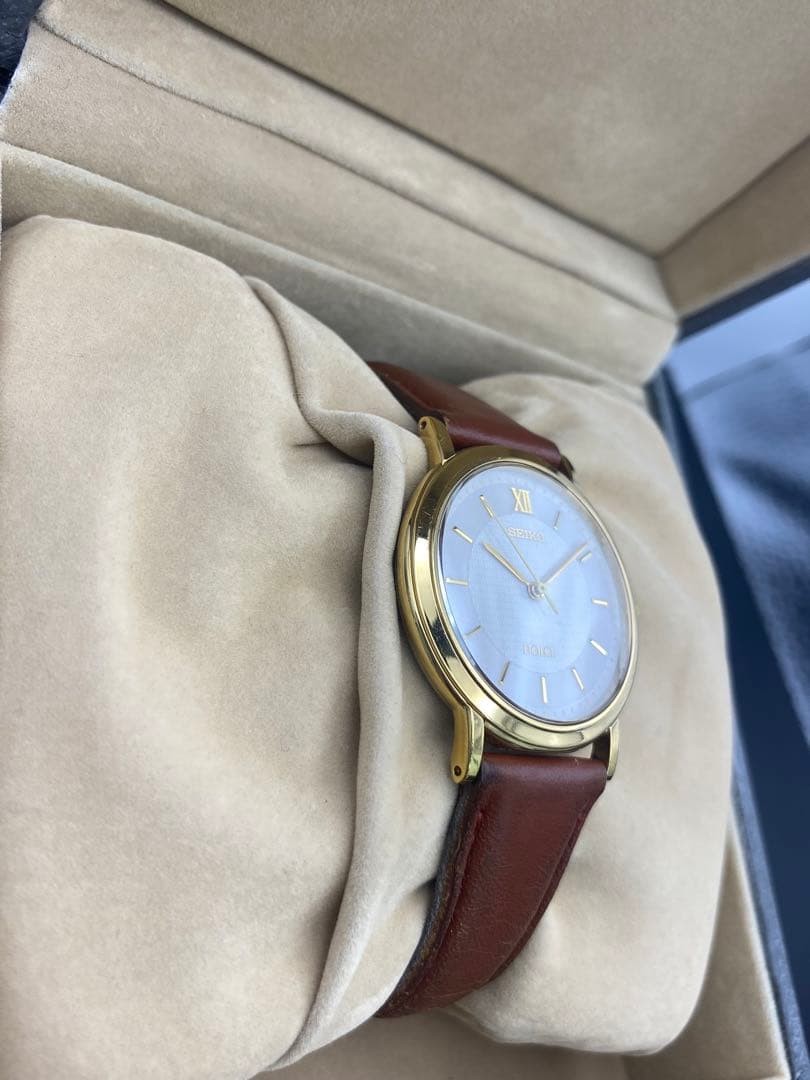 Seiko Dolce 5E31-0AA0 Watch, Gold, with Box