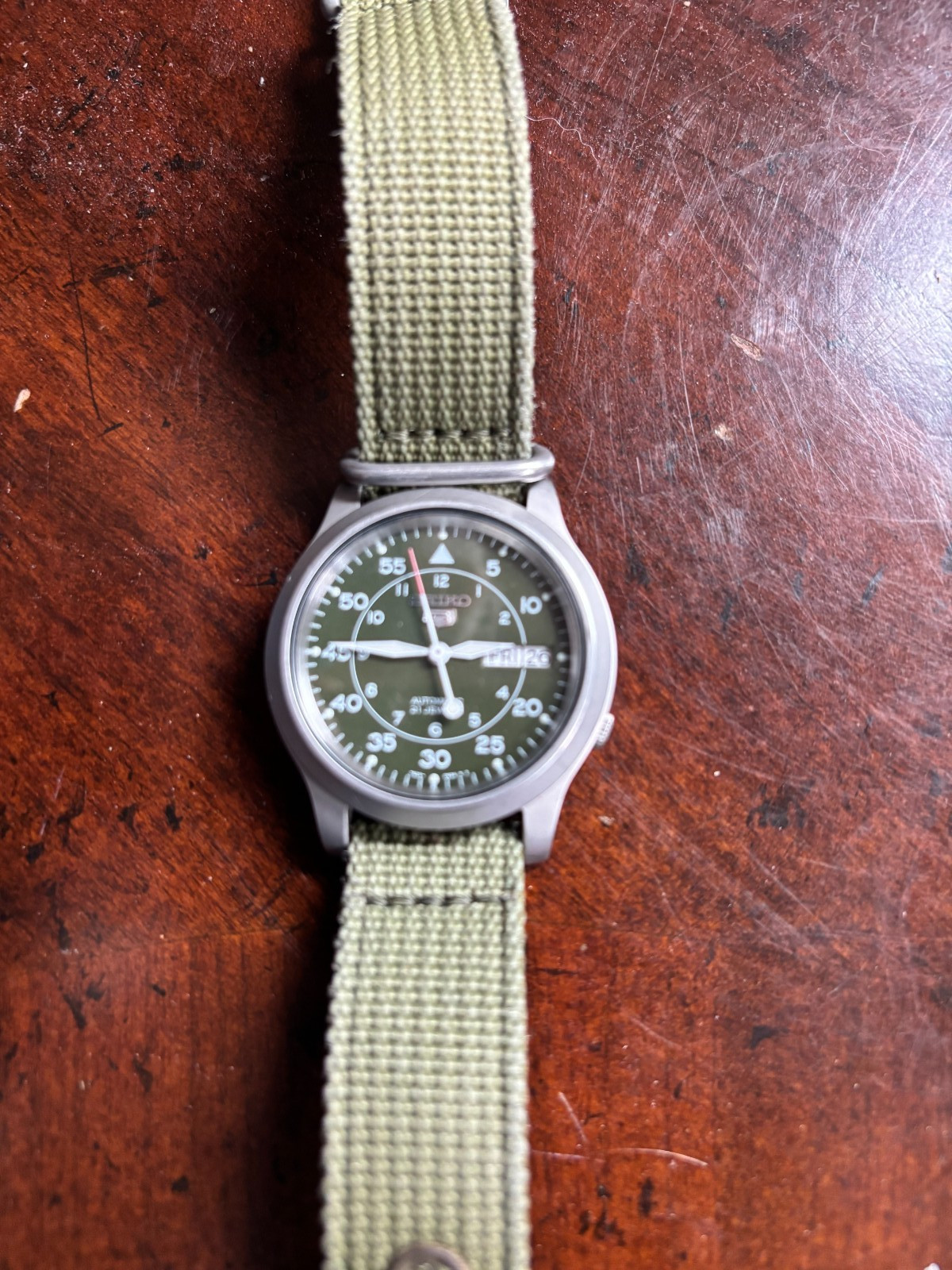 Pre-owned Seiko 5 Sports Green Men’s Watch – SNK805