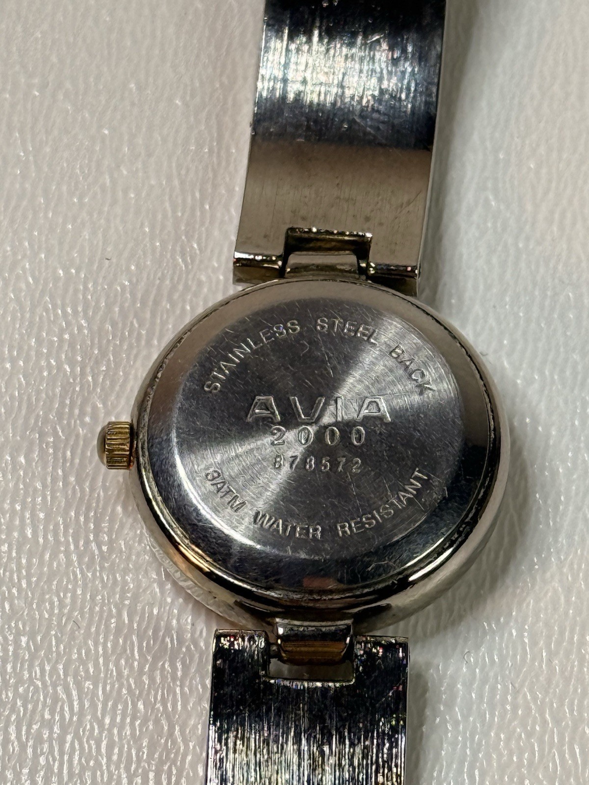 ✨Avia 2000 Wristwatch | 878572 | Two-Tone Silver & Gold | Classic Round Face ✨