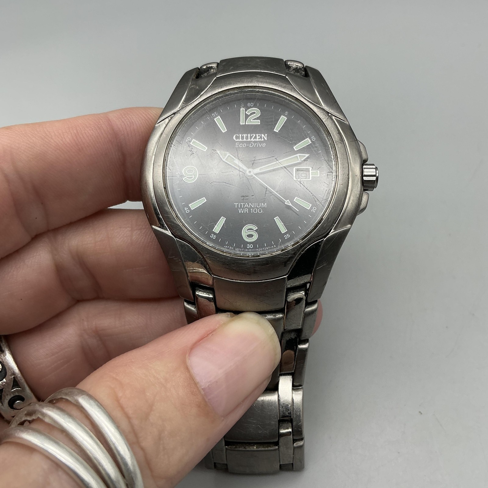 Citizen Eco-Drive Titanium Mens Watch 40mm Black Dial WR 100 E111-K006368 7.25″