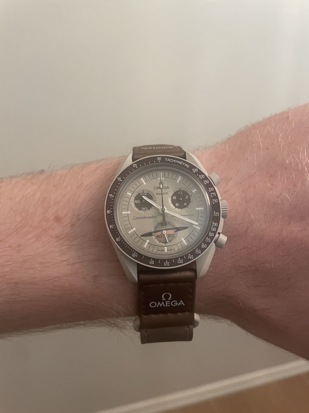 Swatch x Omega Bioceramic Moonswatch Mission To Saturn 42 mm Beige…