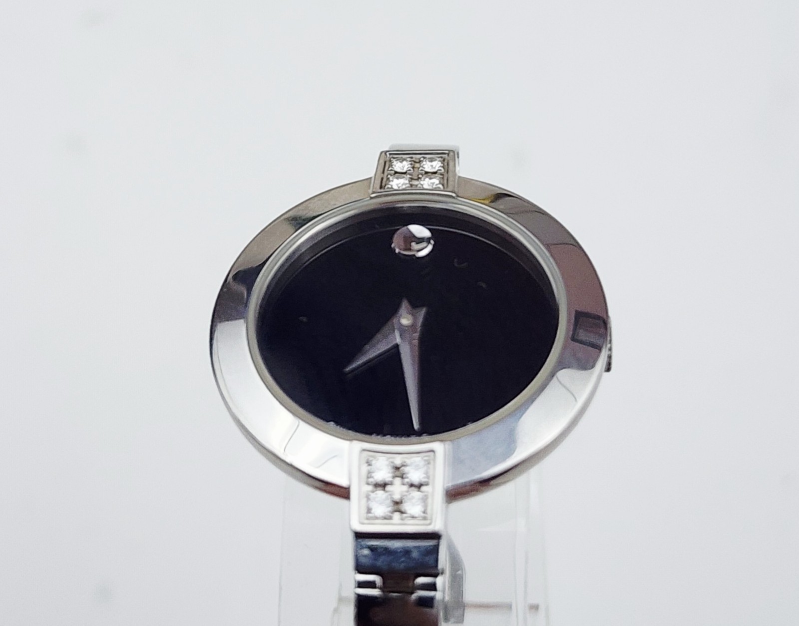 Women’s SWISS Watch MOVADO “Bela” 84.A1.1830S. Marked Diamonds Case. Small Wrist