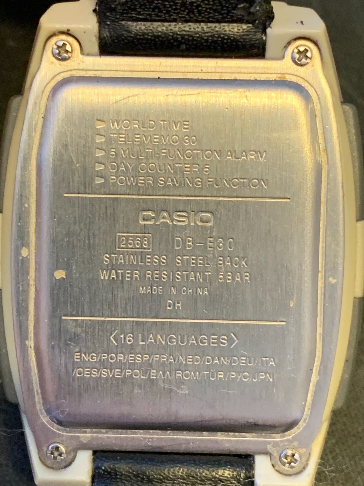 VINTAGE CASIO WATCH (2568) DB-E30 TOUGH SOLAR DATA BANK DIGITAL WATCH