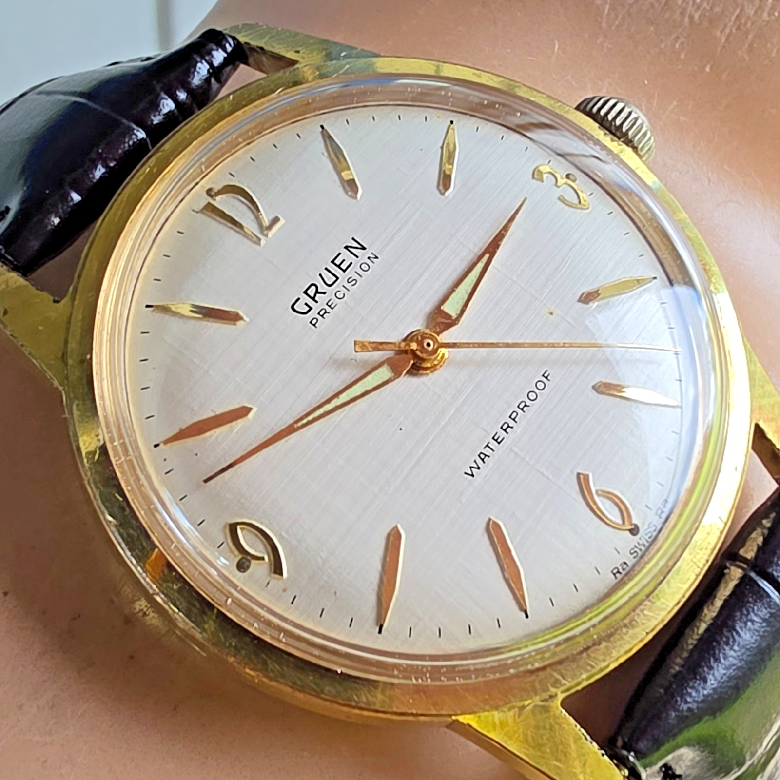 Vintage GRUEN men’s manual wind watch 522RSS Linen dial swiss 1960s