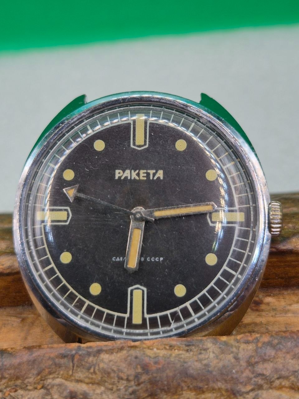 Vintage Soviet mechanical wristwatch RAKETA 2609 HА.