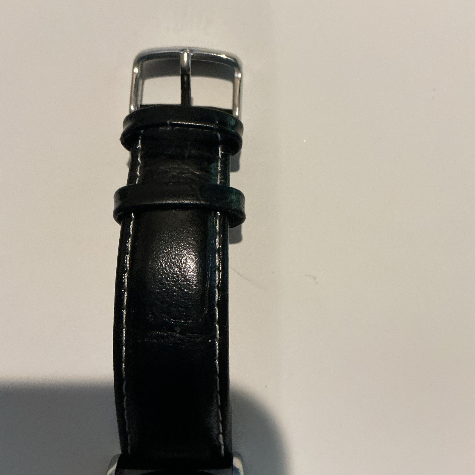 TRIAS GERMANY AUTOMATIC OVAL GLASS WATCH 35 JEWEL