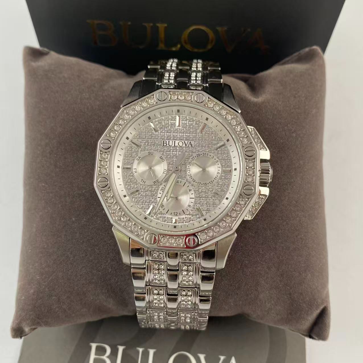 New Bulova 96C134 Octava Crystal Dial Stainless Steel Men’s Quartz Watch 41.5 mm
