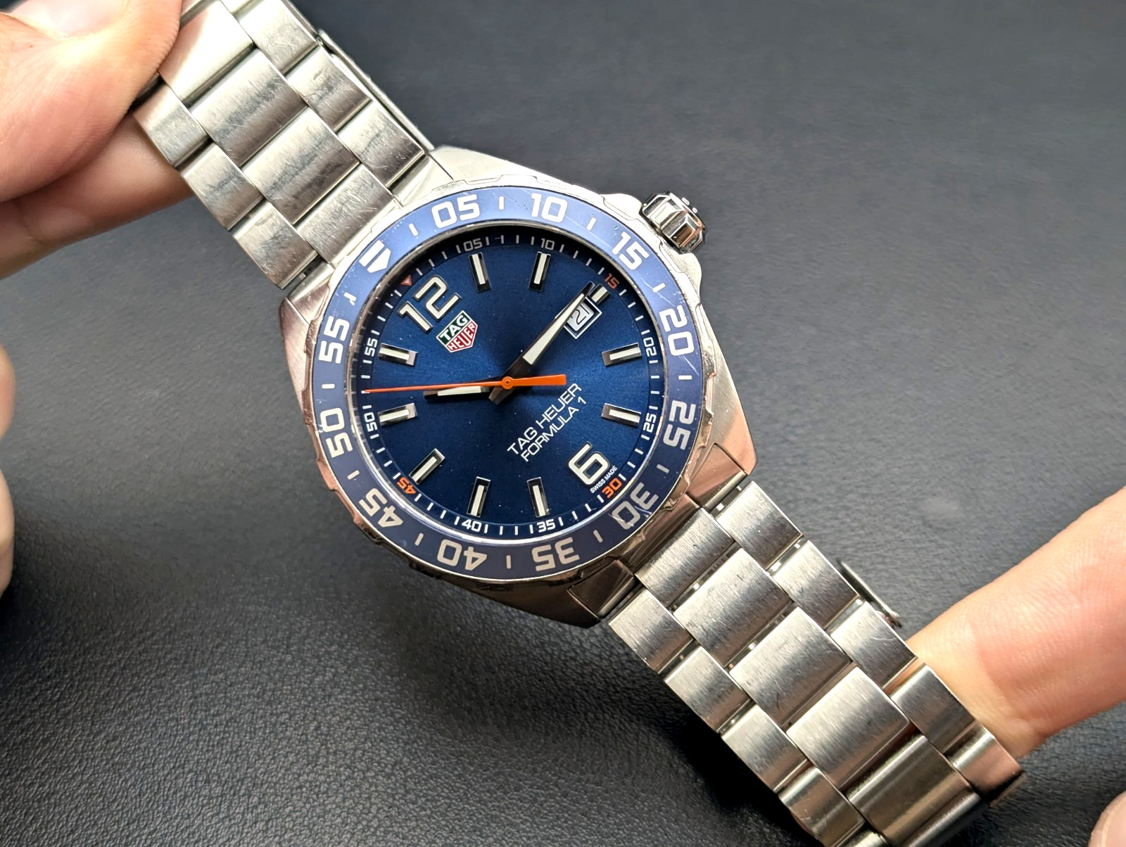 TAG Heuer Formula 1 WAZ1010 Blue Orange 43mm 200m Quartz 18cm Bracelet Tested