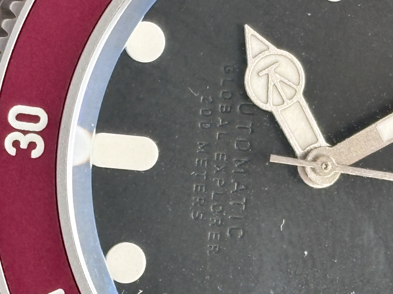 Tsovet JMT-DW42 Global Explorer Automatic Watch (Blood / Maroon Edition) – Mint