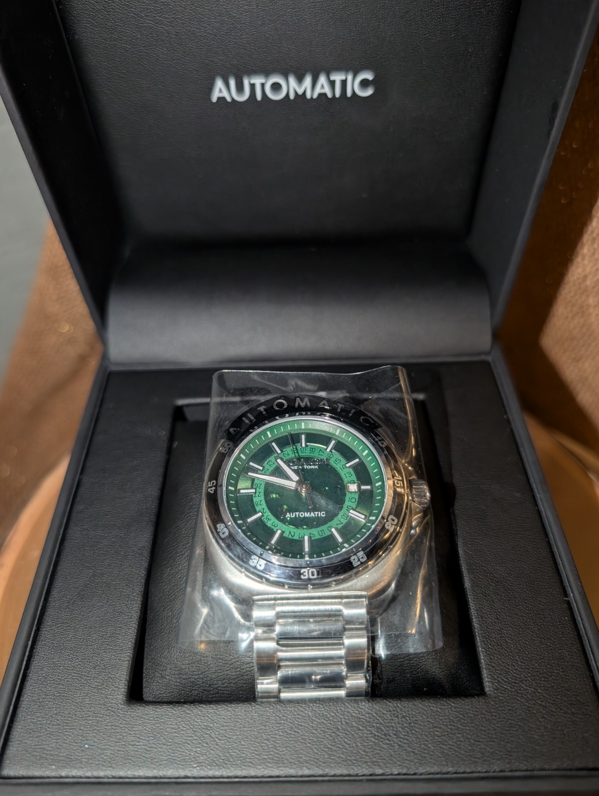 Coach New York Charter Automatic Green Dial Date 27mm Steel Bracelet Watch w/Box