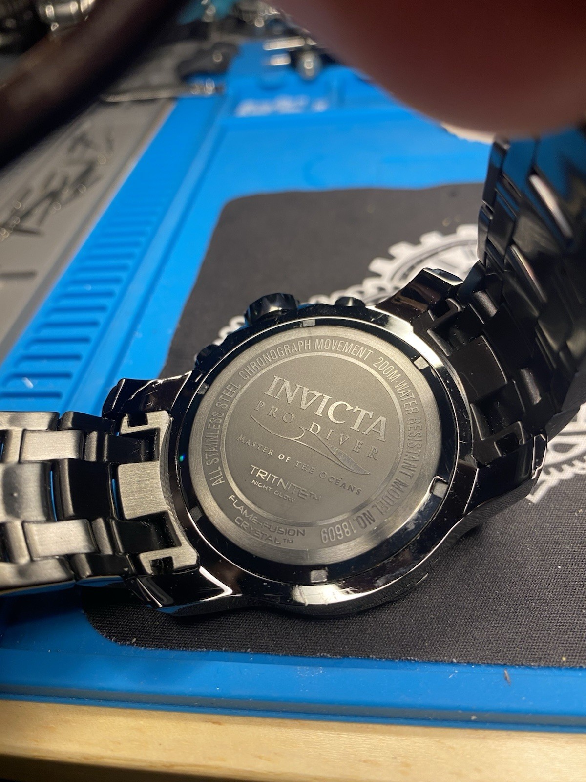 Invicta Pro Diver Men’s Chronograph Quartz Date 200m SS Bracelet Orange Dial