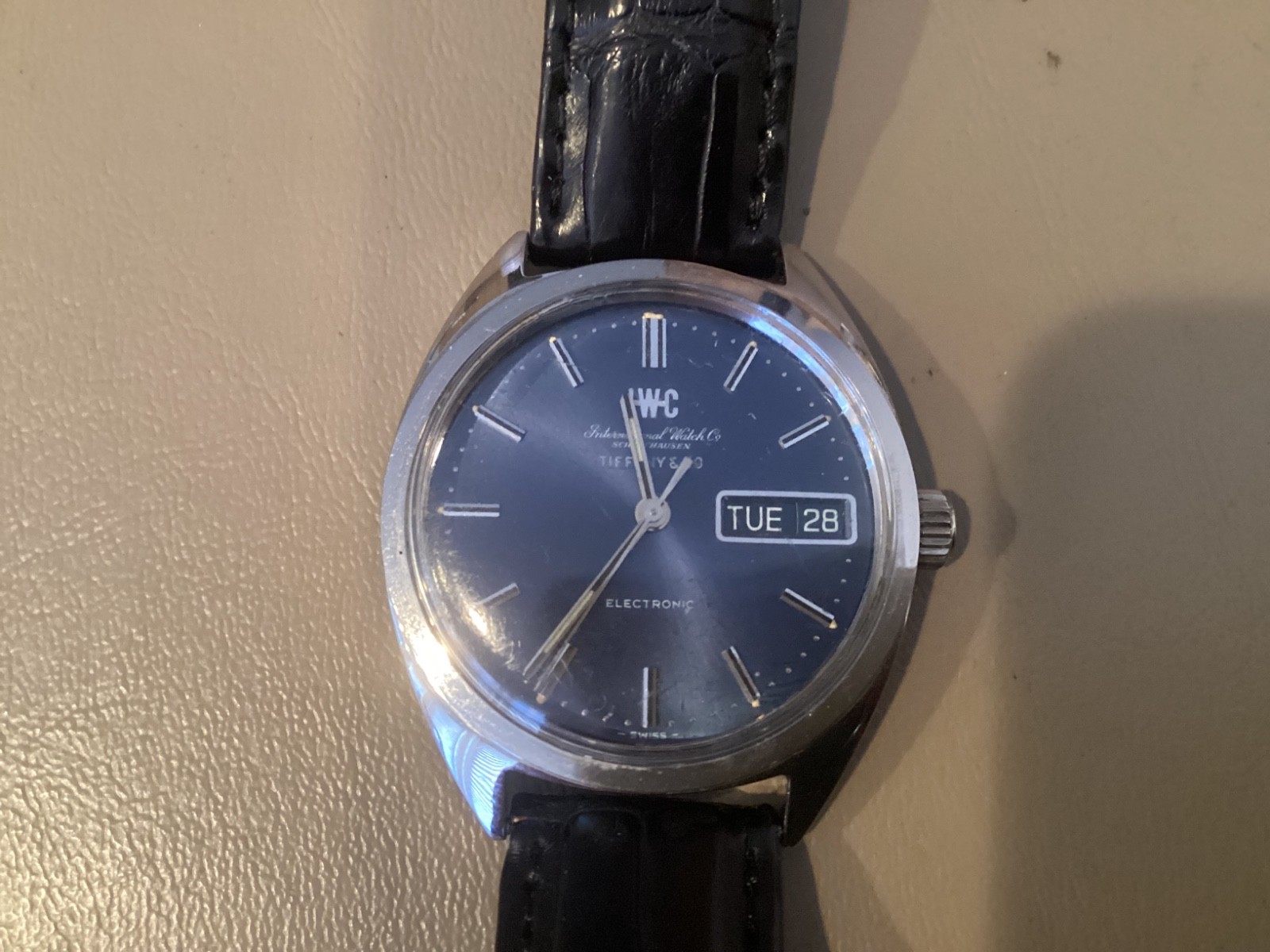 Iwc schaffhausen Tiffany & co day date international watch company blue dial