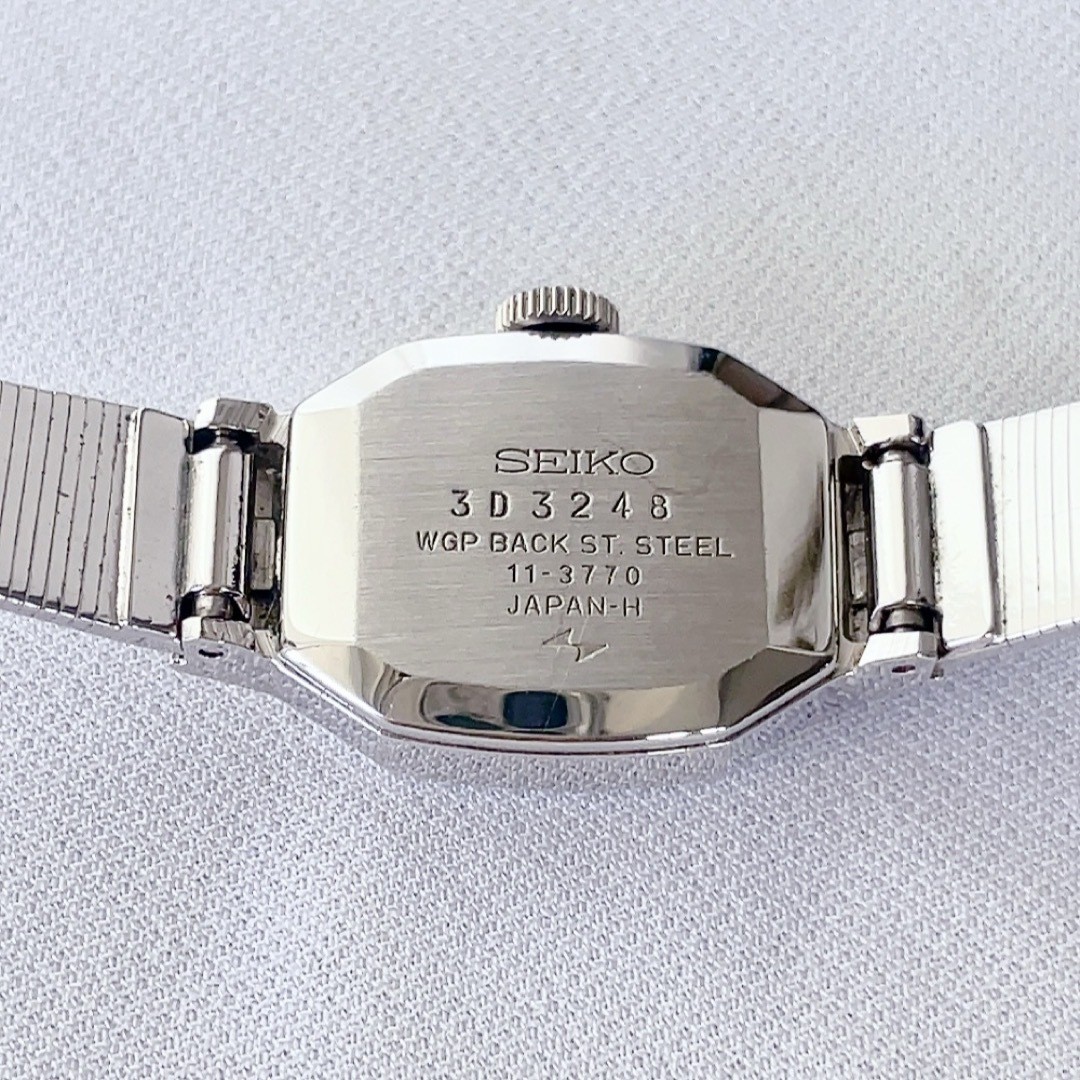 SEIKO 21 Jewels Ladies Manual Wind Wristwatch Model 11 3770 Working Item