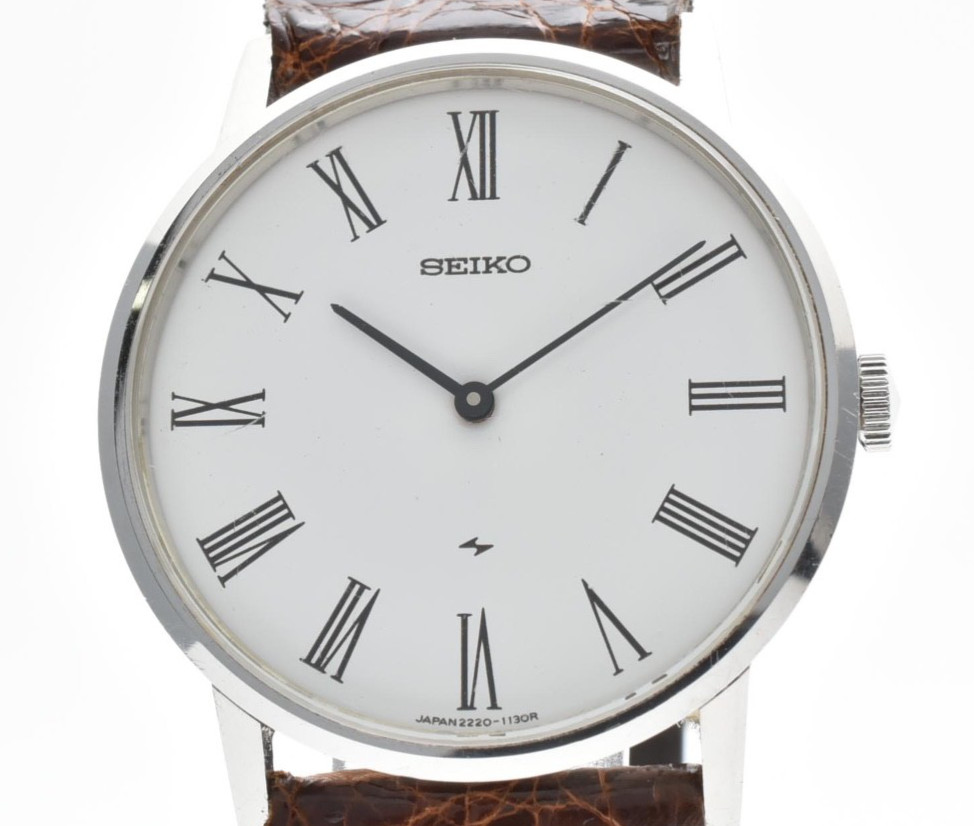 Seiko Chariot 2220-0430 Hand-Winding White Dial 35mm Vintage Men’s Watch 1975 JP